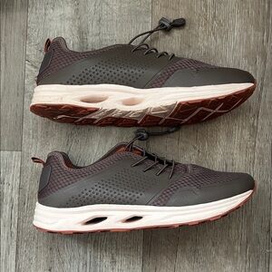 Rugged Shark Men's Brown Waterproof Athletic Shoes Size 13